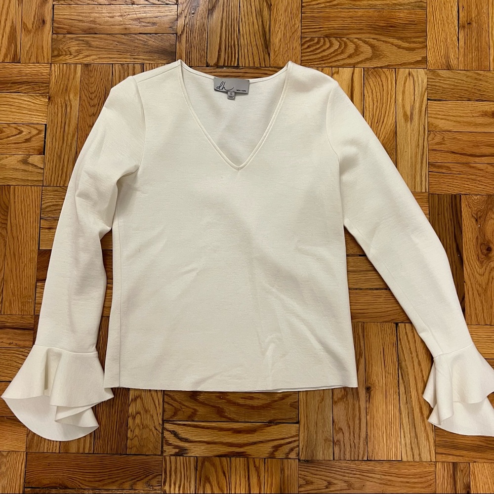 DH New York ruffle sleeve top